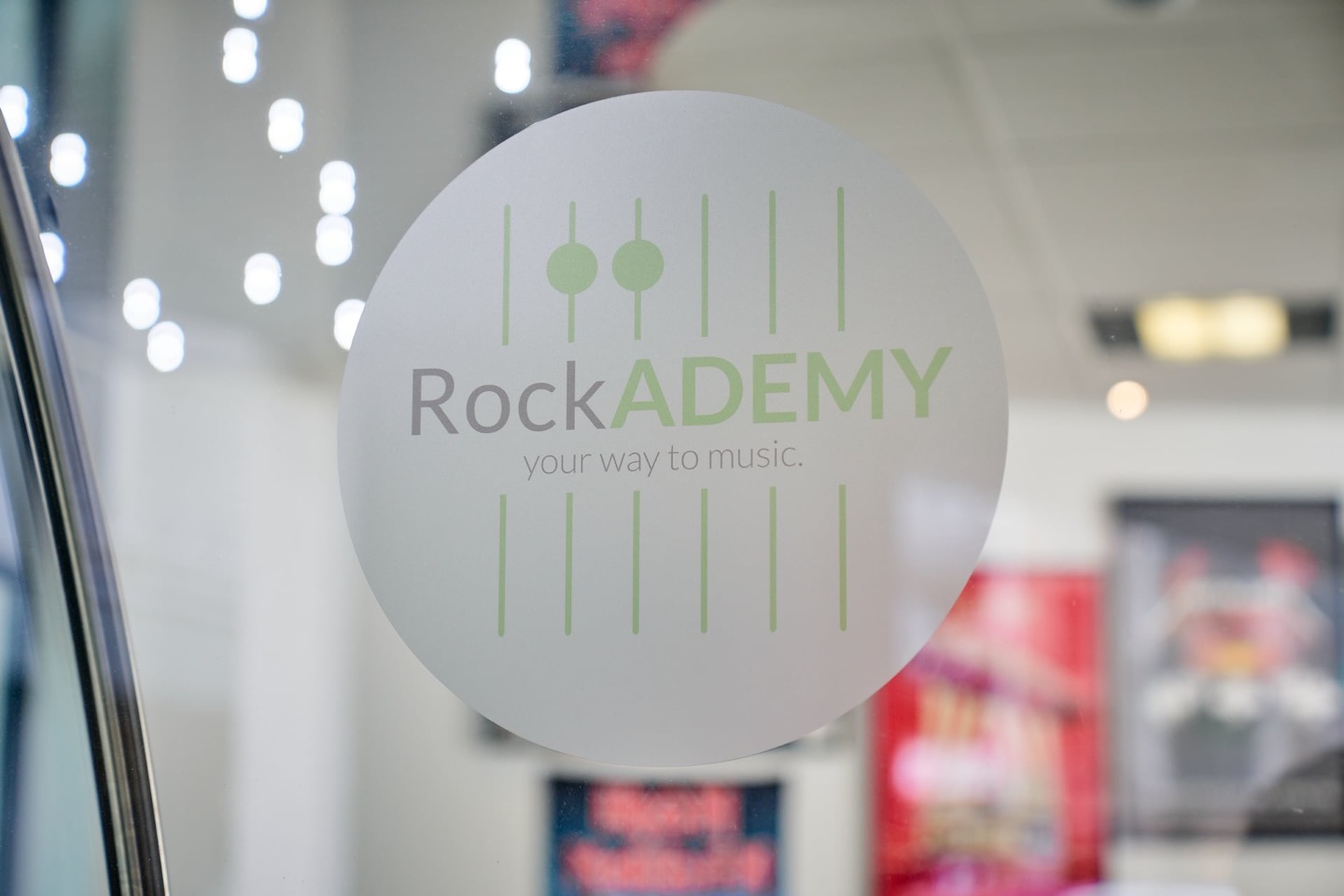 Eingangslogo der RockADEMY Pulheim